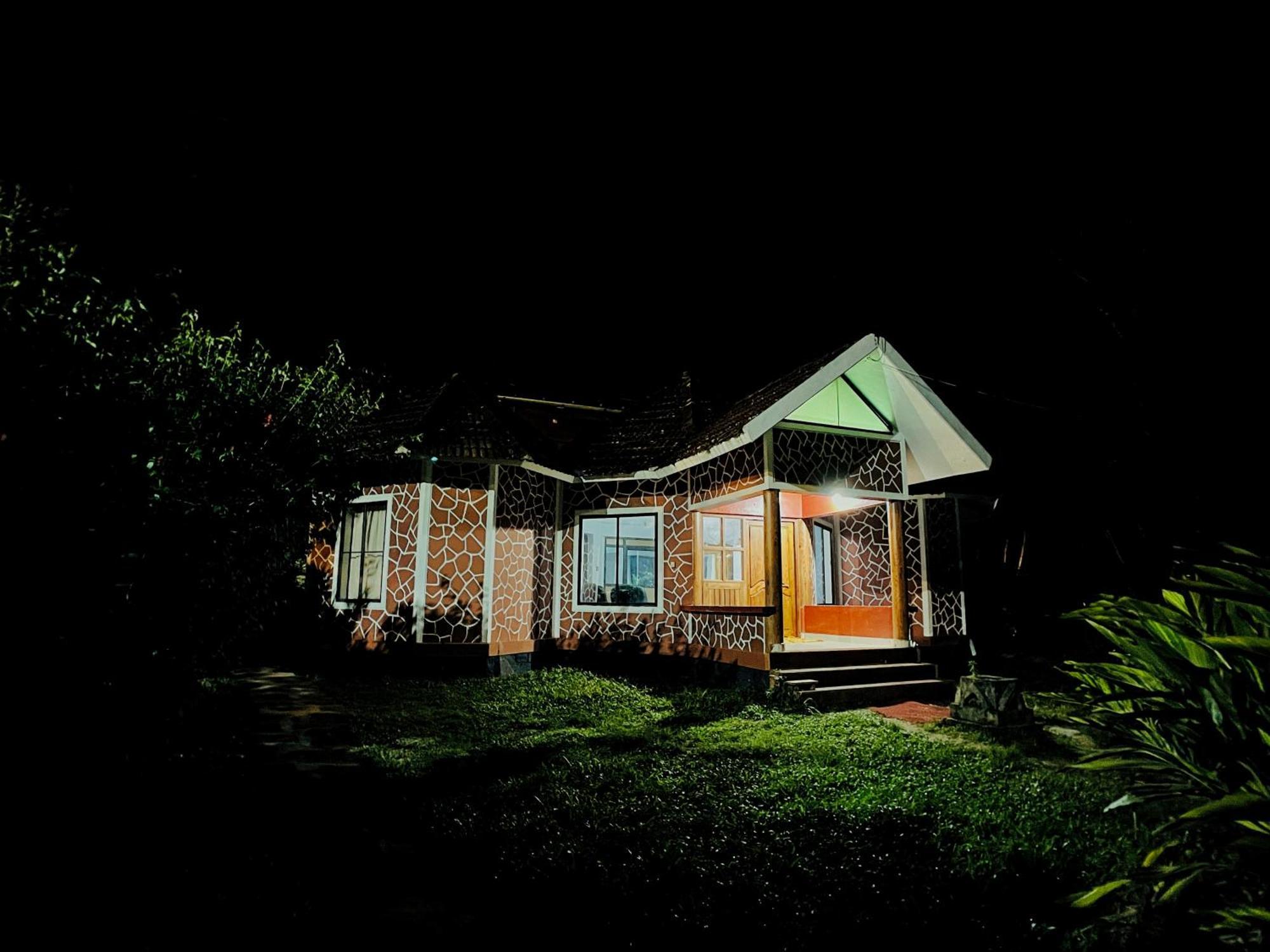 Mahout Resort Wayanad - An Experiential Jungle Stay With Waterfall กัลปัตตา ภายนอก รูปภาพ